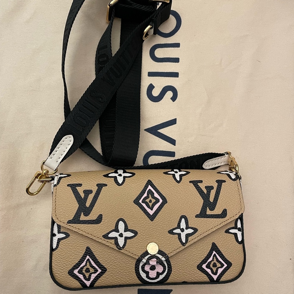 Louis Vuitton wild at heart strap and go - Picture 3 of 7